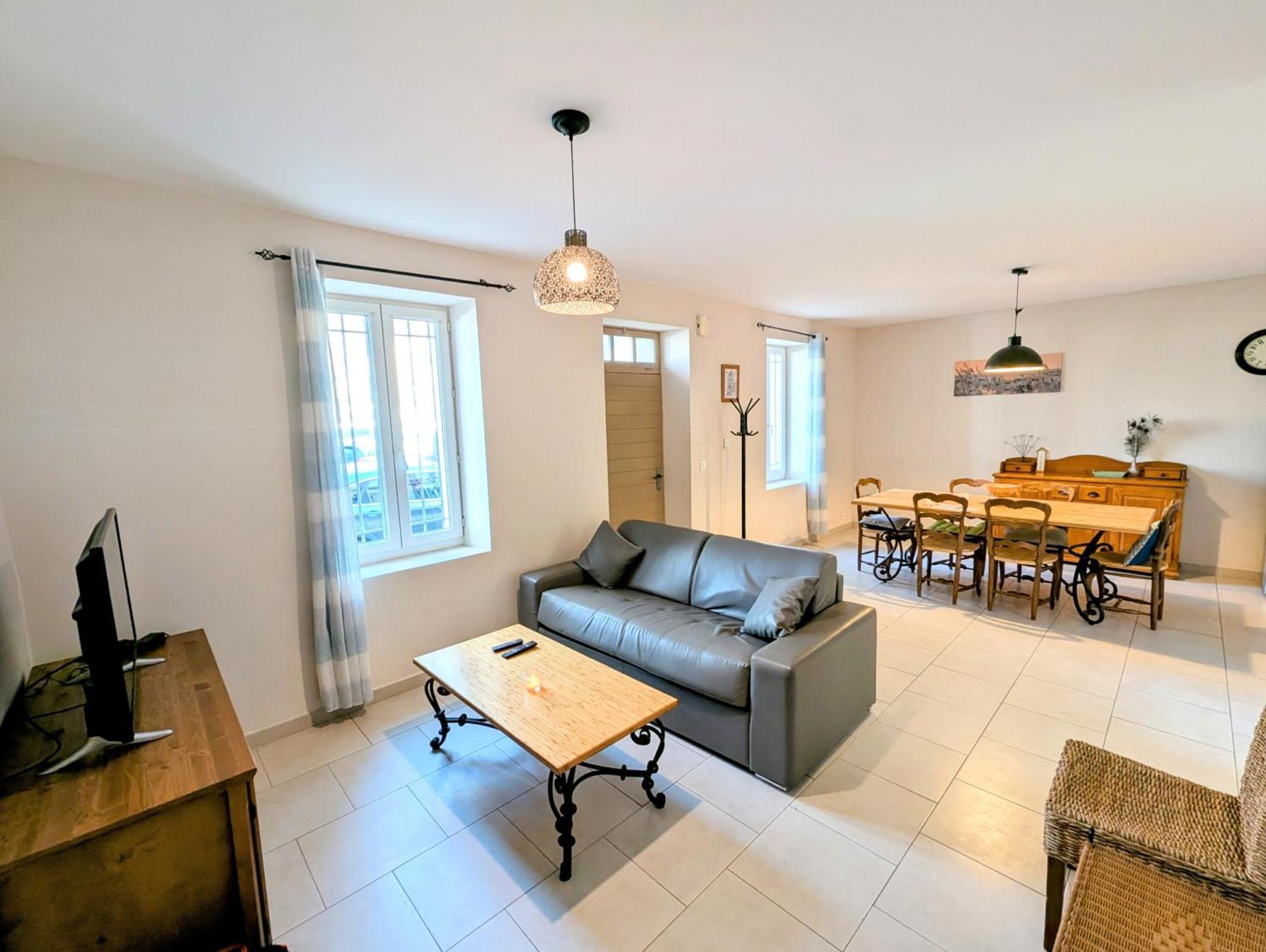 Felibrige - Clim - Cour Villa Arles Kültér fotó